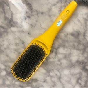 DRYBAR Brush Crush Heated Straightening Brush